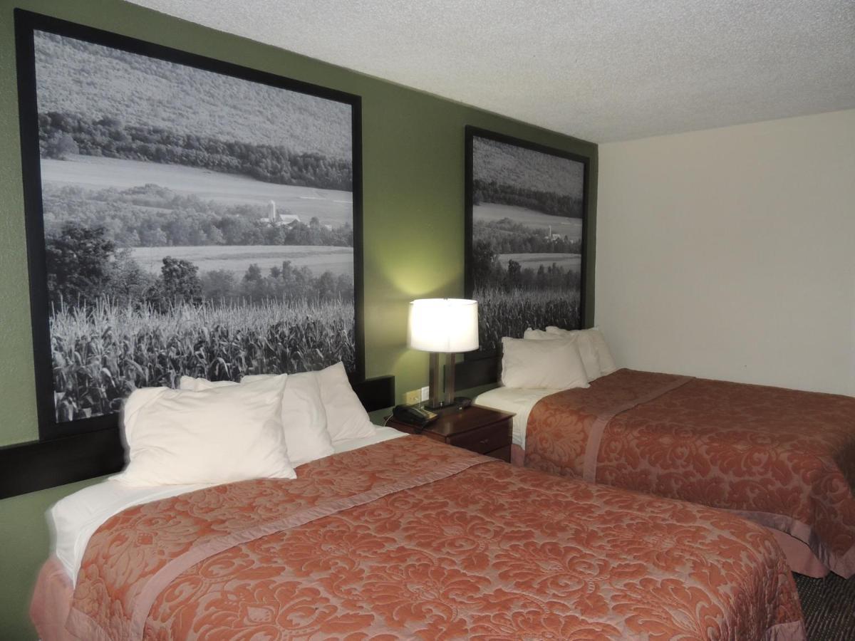 Super 8 By Wyndham Mifflinville Near Bloomsburg Exterior foto