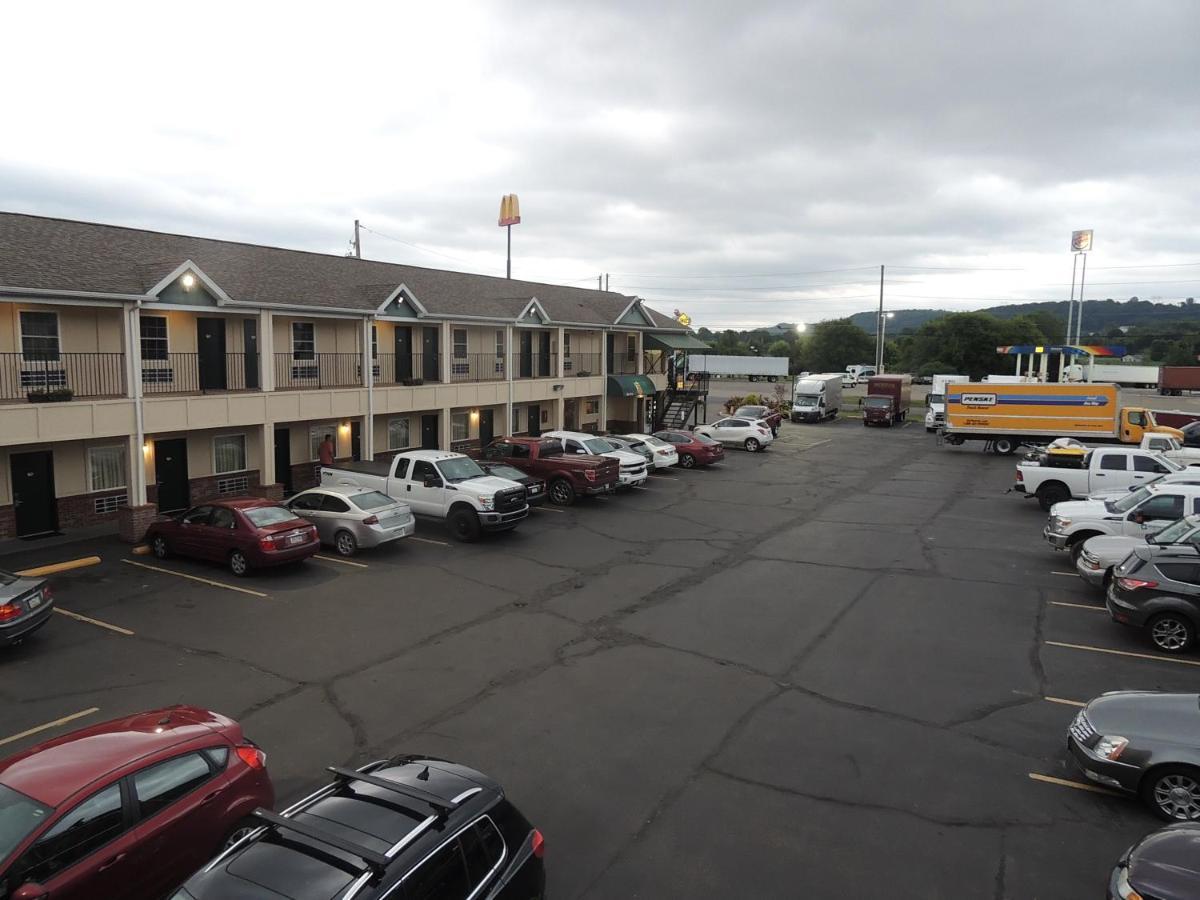 Super 8 By Wyndham Mifflinville Near Bloomsburg Exterior foto