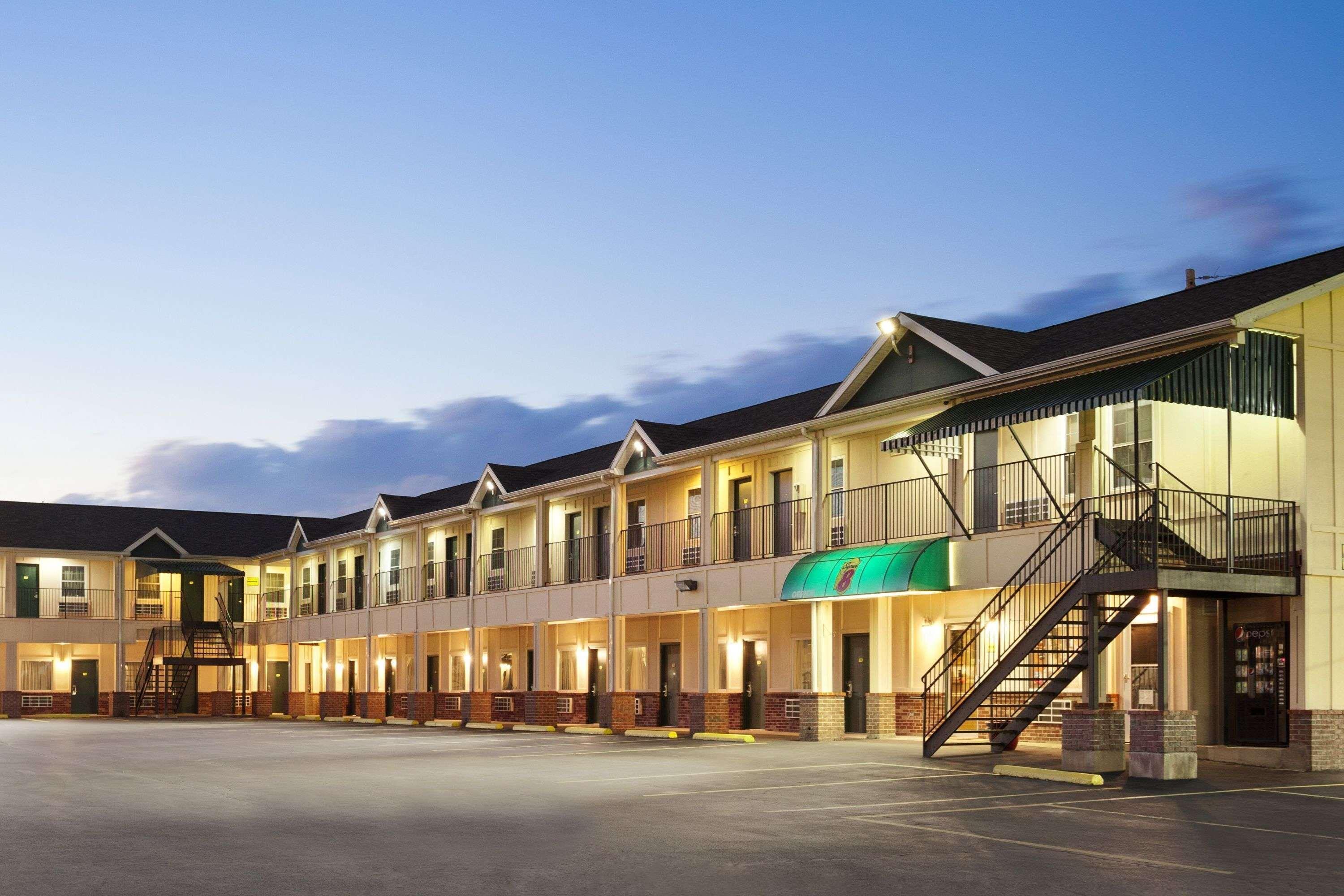 Super 8 By Wyndham Mifflinville Near Bloomsburg Exterior foto